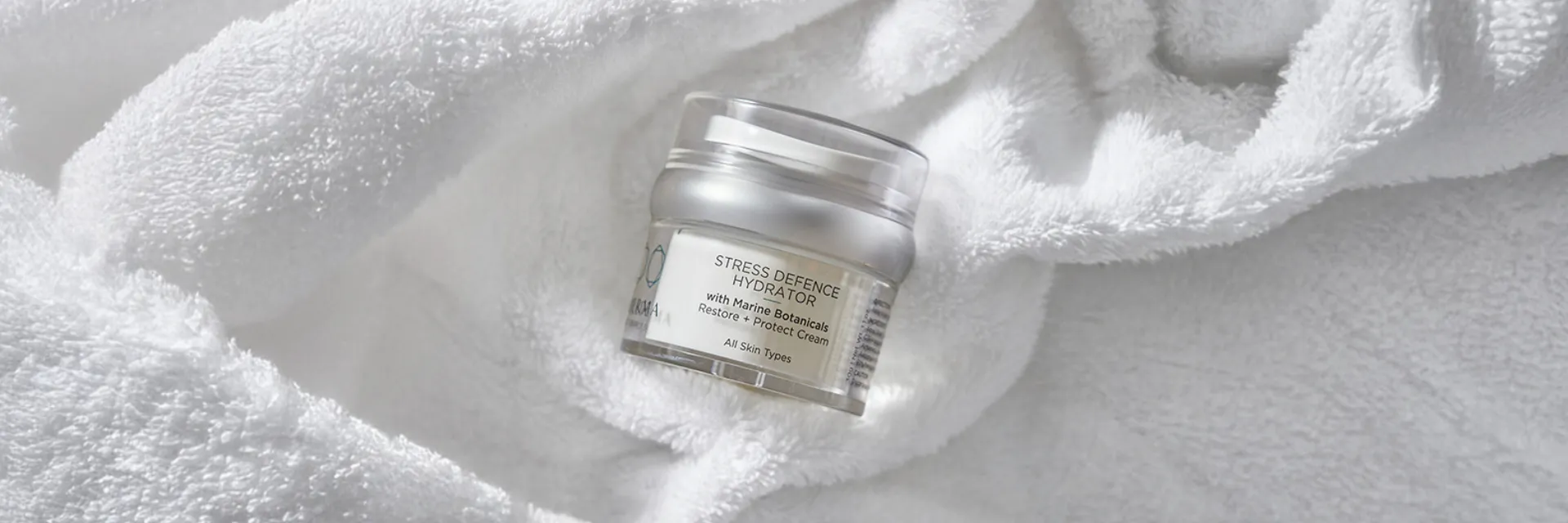 CELLDERMA STRESS DEFENCE HYDRATOR with Marine Botanicals Restore + Protect Cream skincare product